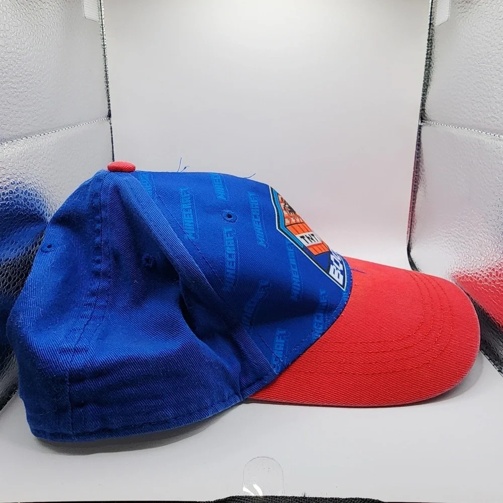 Minecraft Snapback Hat Youth OSFM Blue Red TNT Boom Graphic‎ Baseball Cap